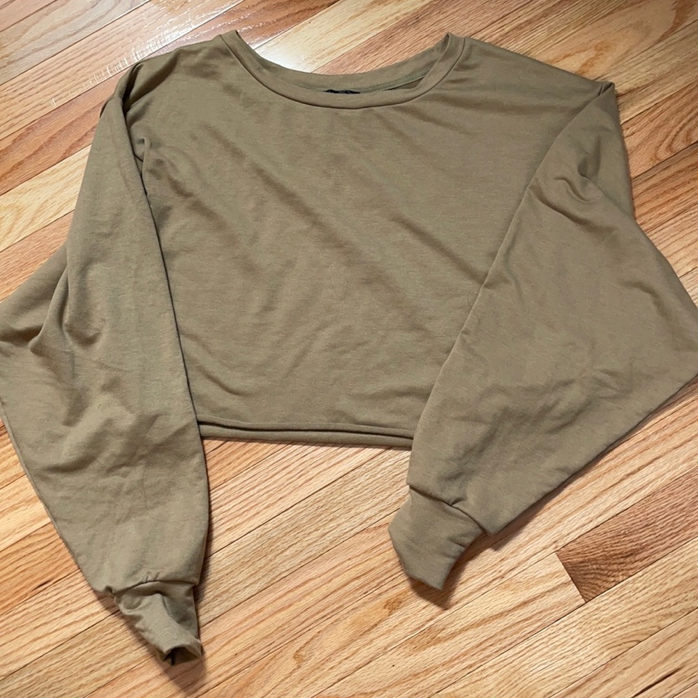 Brown/green cropped sweater